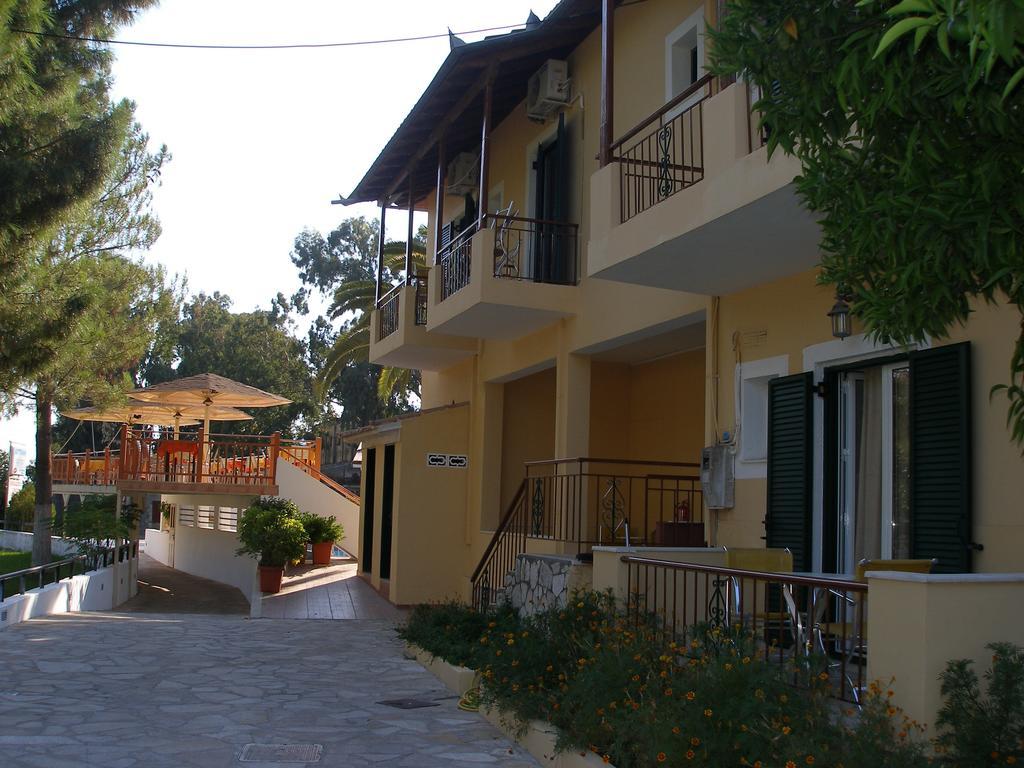Michalis Place Apartments Vasilikí Exterior foto